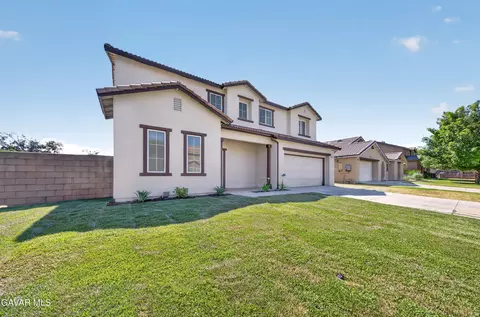 45318 Elm Ave, Lancaster, CA 93534