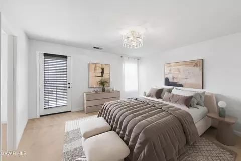 Bedroom - 917 Laura Ln, Tehachapi, CA 93561 photo 2 of 4