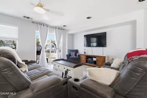 Other - 917 Laura Ln, Tehachapi, CA 93561 photo 1 of 1