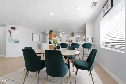 Dining - 917 Laura Ln, Tehachapi, CA 93561 photo 1 of 1