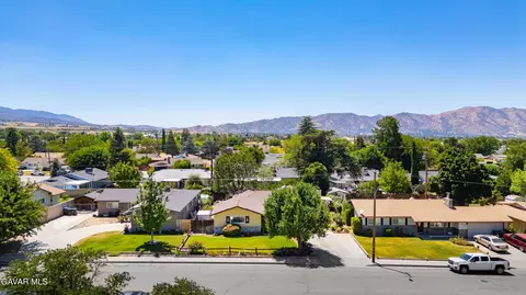 View/Area - 517 S Mill St, Tehachapi, CA 93561 photo 1 of 5