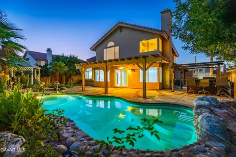 2618 Paxton Ave, Palmdale, CA 93551