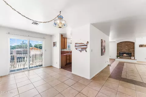 21208 Madre St, Tehachapi, CA 93561 photo 5