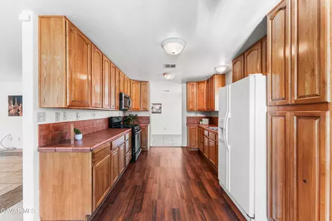 21208 Madre St, Tehachapi, CA 93561 photo 15