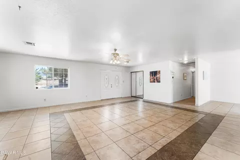 21208 Madre St, Tehachapi, CA 93561 photo 9