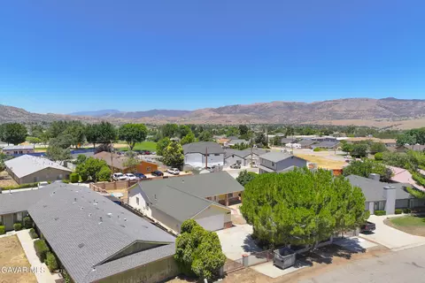 21208 Madre St, Tehachapi, CA 93561 photo 40