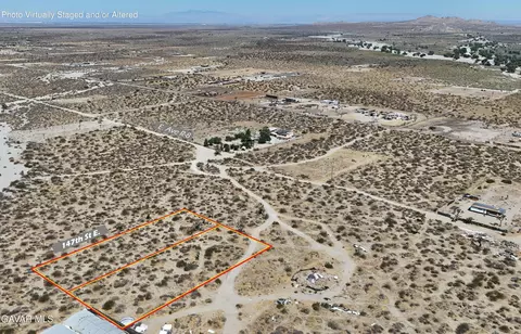 E Ave R-10, Littlerock, CA 93543