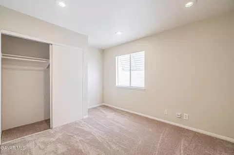 Bedroom - 601 Curve Cir, Lancaster, CA 93535 photo 2 of 7