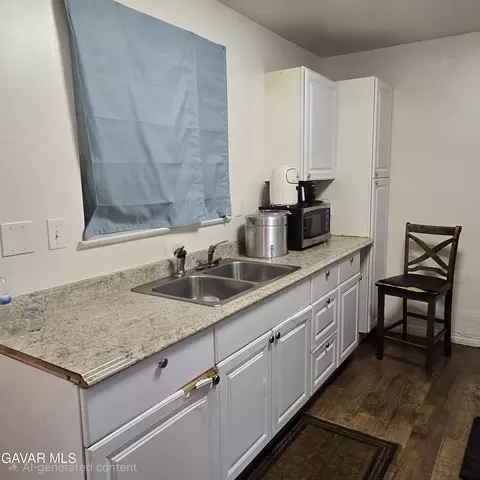 Kitchen - 38527 E 36th Street East St, Palmdale, CA 93550 photo 5 of 5
