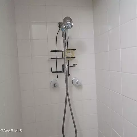 Bath - 38527 E 36th Street East St, Palmdale, CA 93550 photo 1 of 4