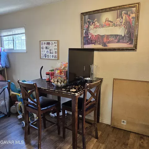 Dining - 38527 E 36th Street East St, Palmdale, CA 93550 photo 1 of 1