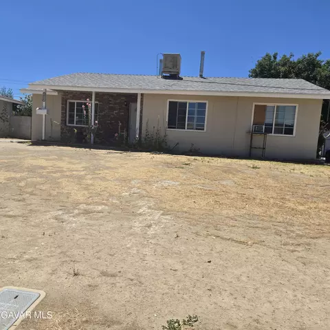 Exterior - 38527 E 36th Street East St, Palmdale, CA 93550 photo 2 of 5