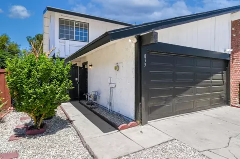835 Quail Dr, Lake Elsinore, CA 92530