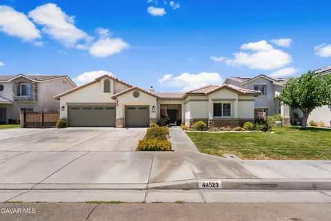 44523 Palo Verde St, Lancaster, CA 93536