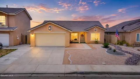3788 Bottlebrush St, Rosamond, CA 93560