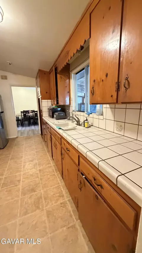 44423 3rd St, Lancaster, CA 93535 photo 10