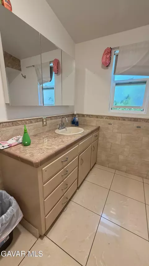 44423 3rd St, Lancaster, CA 93535 photo 15