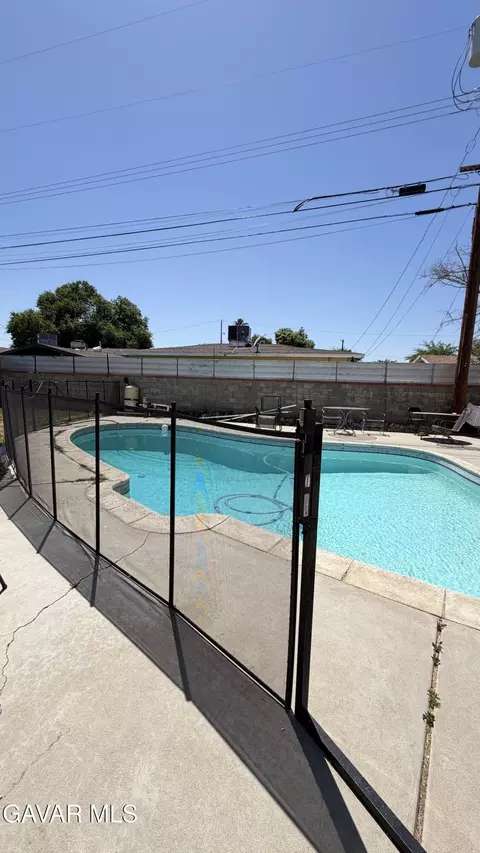 44423 3rd St, Lancaster, CA 93535 photo 12