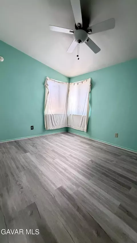 44423 3rd St, Lancaster, CA 93535 photo 19