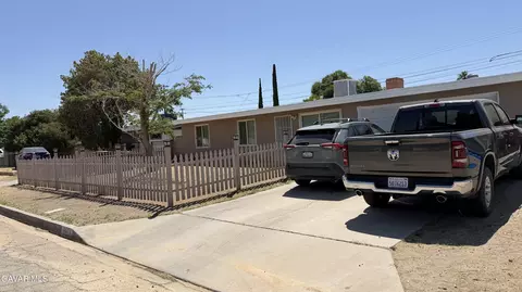 44423 3rd St, Lancaster, CA 93535 photo 27