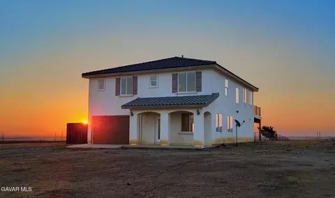 44972 W 135th St, Lancaster, CA 93536