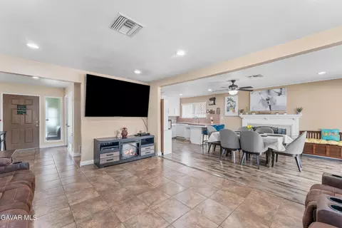 Other - 45228 Lorimer Ave, Lancaster, CA 93534 photo 3 of 4