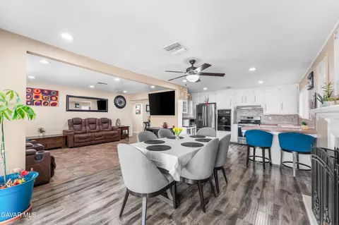 Dining - 45228 Lorimer Ave, Lancaster, CA 93534 photo 3 of 3