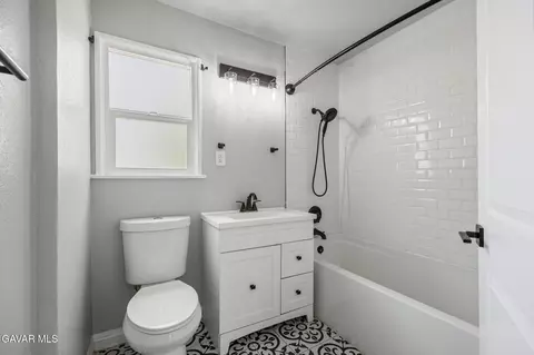 Bath - 38808 Juniper Tree Rd, Palmdale, CA 93551 photo 1 of 1