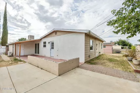 Exterior - 38808 Juniper Tree Rd, Palmdale, CA 93551 photo 3 of 4