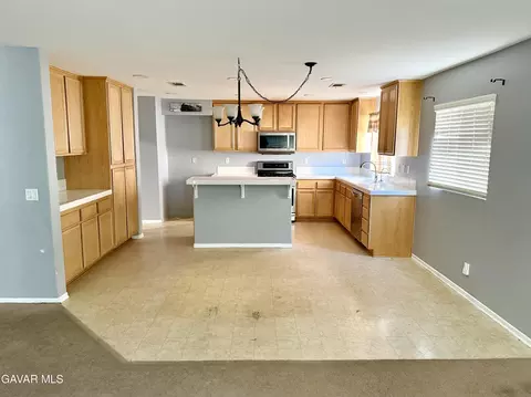 Kitchen - 3622 E Avenue H9, Lancaster, CA 93535 photo 1 of 1
