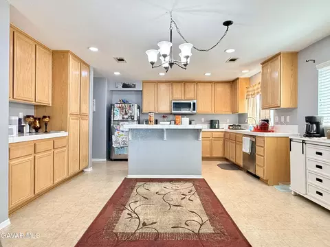 Kitchen - 3622 E Avenue H9, Lancaster, CA 93535 photo 1 of 1