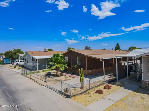 View/Area - 45465 E 25th #SPC 214, Lancaster, CA 93535 photo 2 of 6