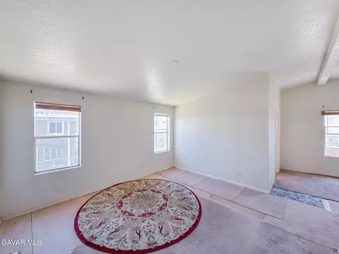 Living - 45465 E 25th #SPC 214, Lancaster, CA 93535 photo 10 of 10