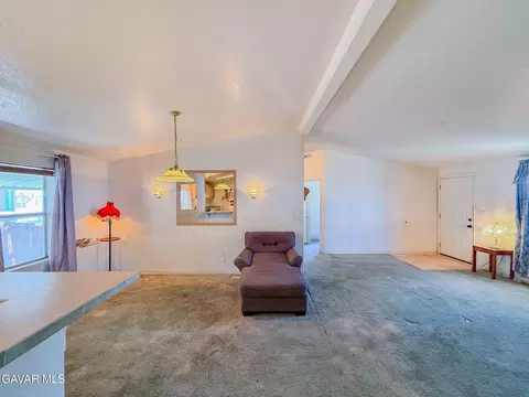 Living - 45465 E 25th #SPC 214, Lancaster, CA 93535 photo 6 of 10