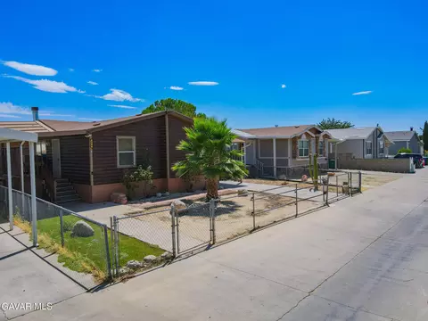 Exterior - 45465 E 25th #SPC 214, Lancaster, CA 93535 photo 2 of 11