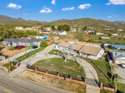 View/Area - 32854 Crown Valley Rd, Acton, CA 93510 photo 5 of 7