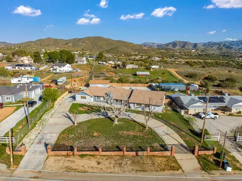View/Area - 32854 Crown Valley Rd, Acton, CA 93510 photo 1 of 7