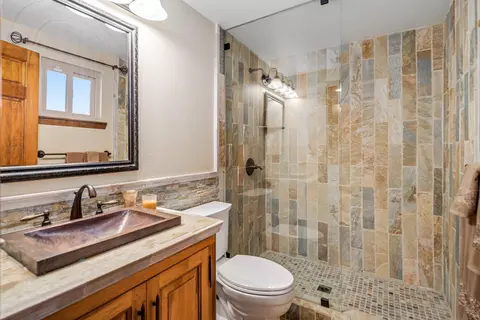 Bath - 32854 Crown Valley Rd, Acton, CA 93510 photo 3 of 4