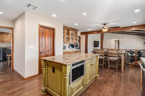 Kitchen - 32854 Crown Valley Rd, Acton, CA 93510 photo 8 of 9