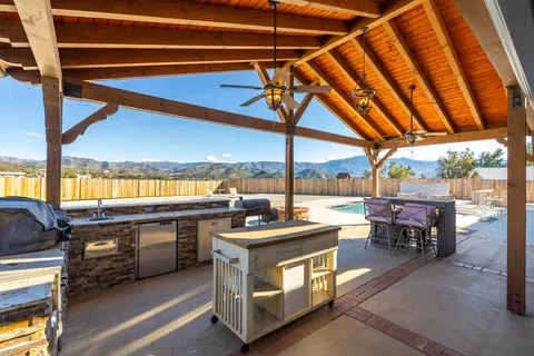 Exterior - 32854 Crown Valley Rd, Acton, CA 93510 photo 7 of 12