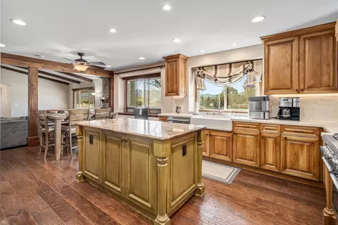 Kitchen - 32854 Crown Valley Rd, Acton, CA 93510 photo 7 of 9