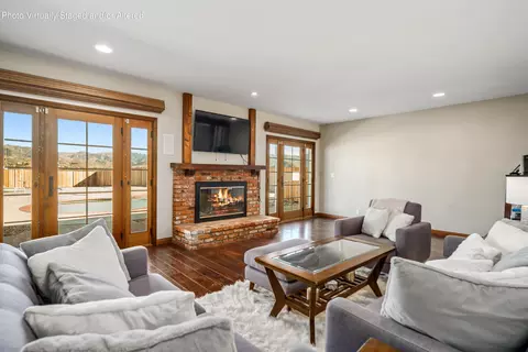 Living - 32854 Crown Valley Rd, Acton, CA 93510 photo 4 of 6