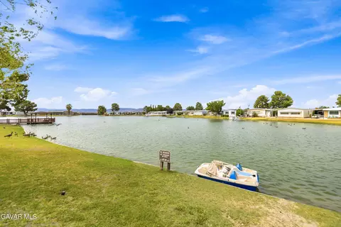View/Area - 48303 W 20 Th St #SPC 85, Lancaster, CA 93534 photo 2 of 2