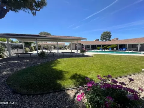 Exterior - 2550 E Avenue I #37, Lancaster, CA 93535 photo 4 of 6