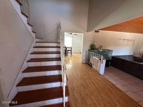 Entry Way - 22107 Barbacoa Dr, Saugus, CA 91350 photo 2 of 4