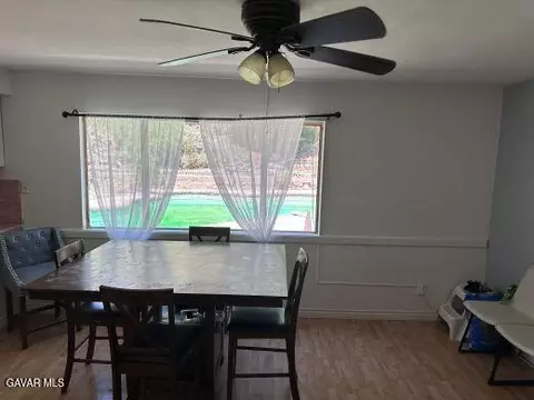 Dining - 22107 Barbacoa Dr, Saugus, CA 91350 photo 1 of 4
