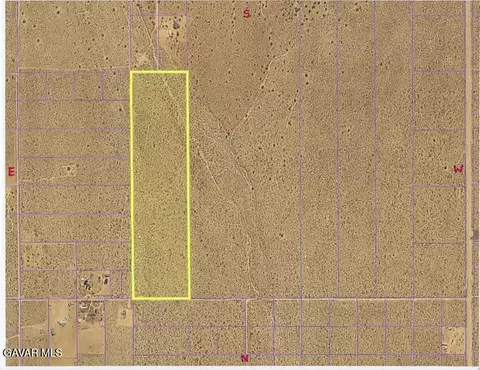 220 E Avenue X, Llano, CA 93544 photo 5