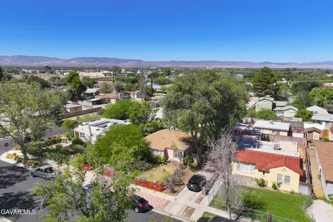 View/Area - 44709 Fig Ave, Lancaster, CA 93534 photo 3 of 4