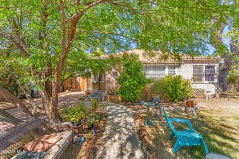 Exterior - 44709 Fig Ave, Lancaster, CA 93534 photo 5 of 16