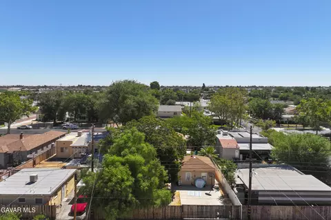 View/Area - 44709 Fig Ave, Lancaster, CA 93534 photo 2 of 4